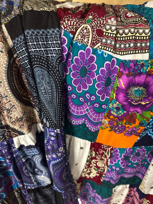 Open image in slideshow, W-Lightweight Patchwork Skirt
